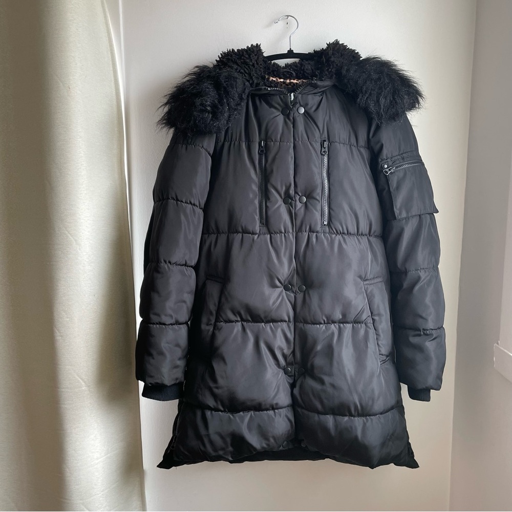 Long Black Puffer Coat w/ Faux-Fur Hood&Multiple pockets-Jessica-Size M